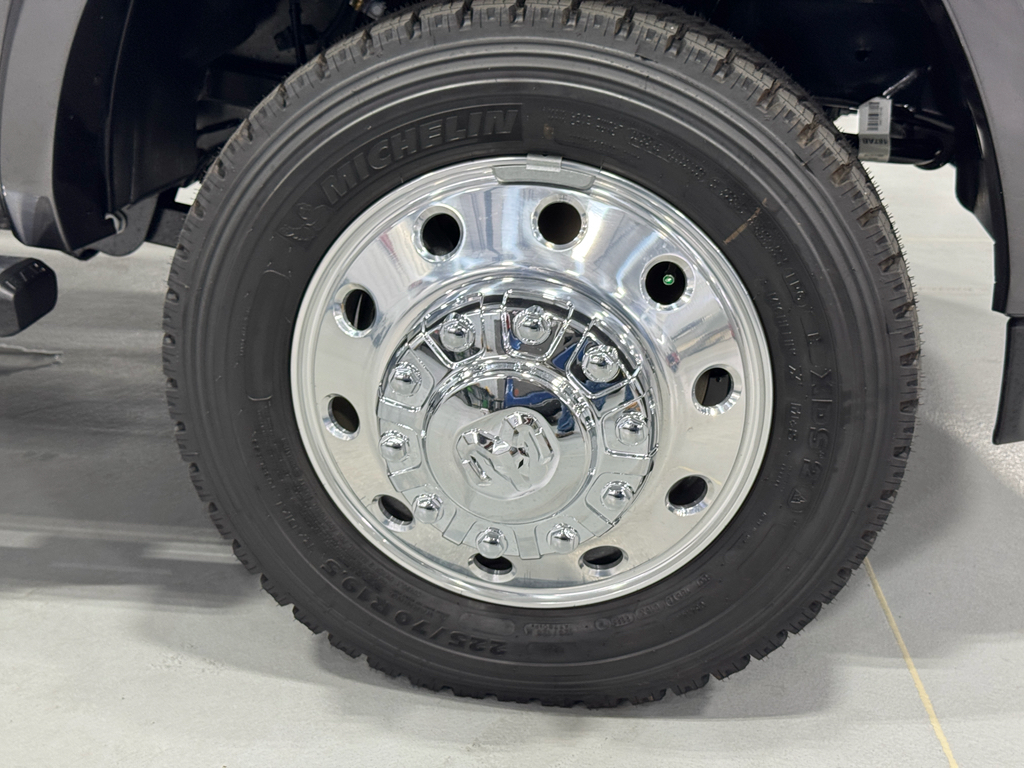 2025 Ram 4500 photo 15