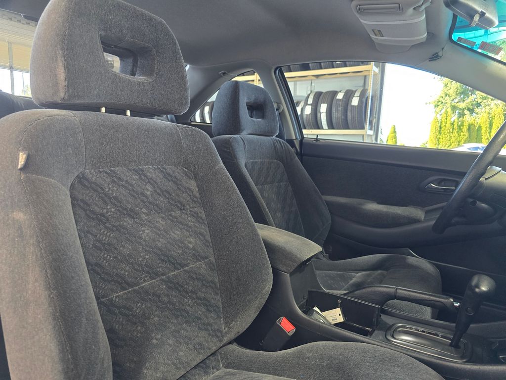2001 Honda Accord LX photo 25