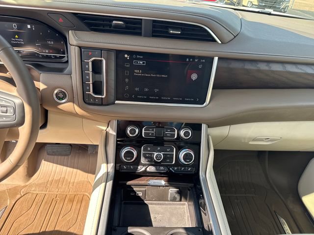 2023 Gmc Yukon XL Denali photo 16