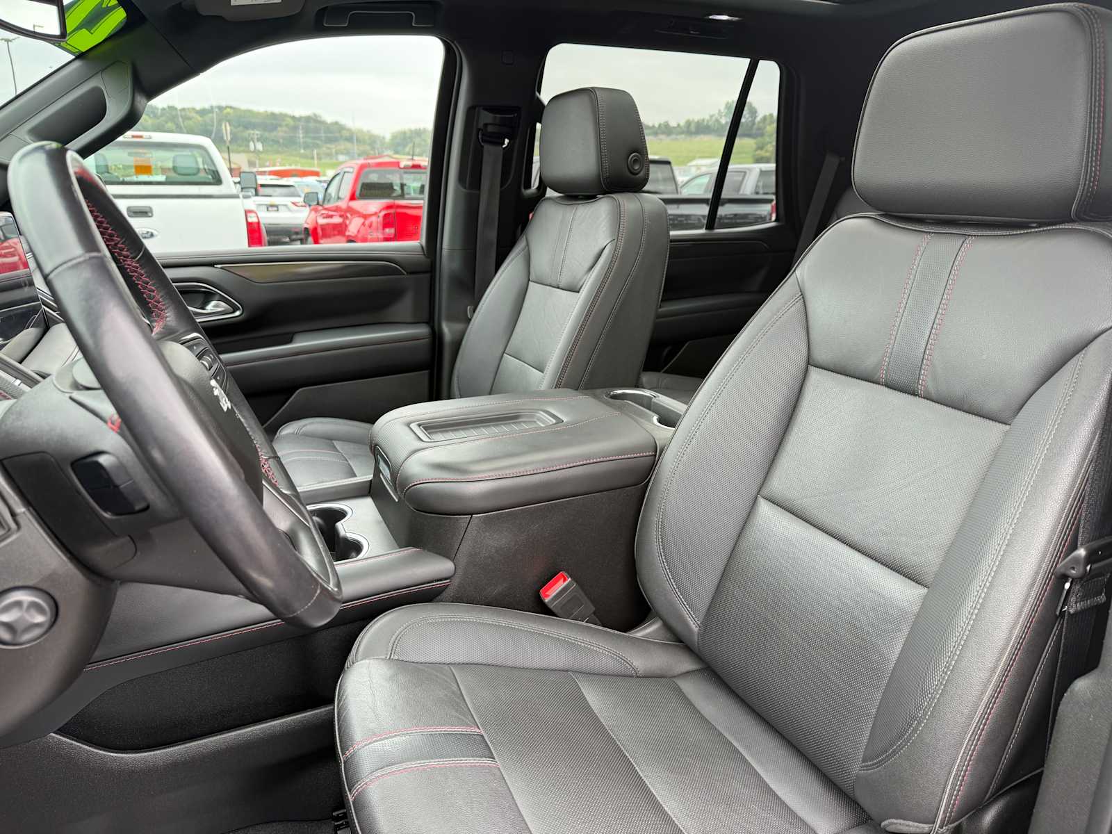 2022 Chevrolet Tahoe RST photo 18