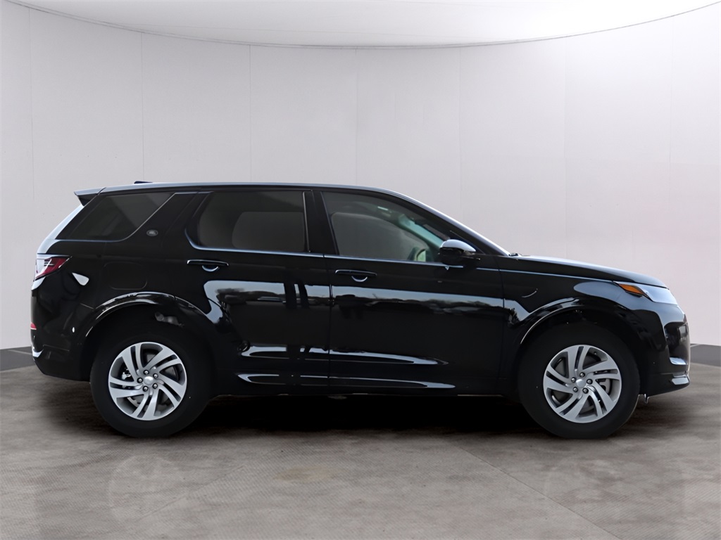 2025 Land Rover Discovery Sport S photo 4