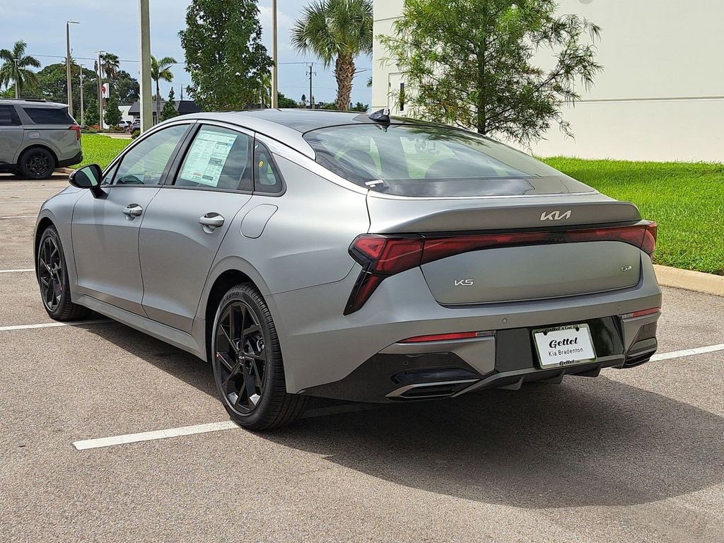 2026 Kia K5 GT-Line photo 7