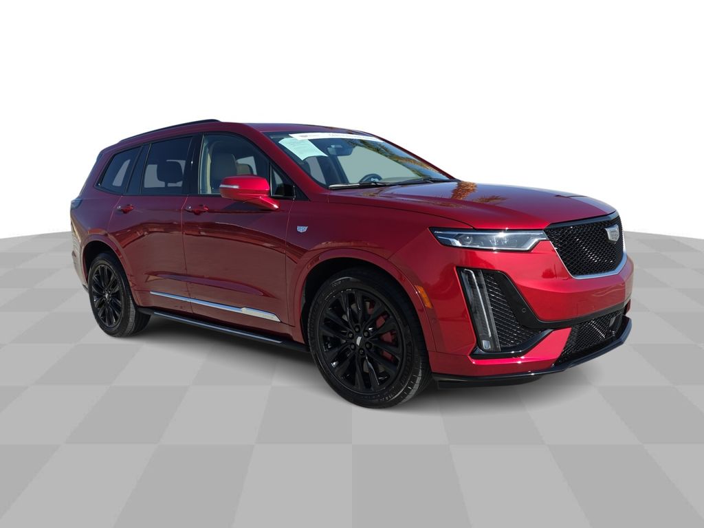 2025 Cadillac XT6 Sport photo 2