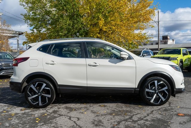 2022 Nissan Rogue Sport SL photo 4