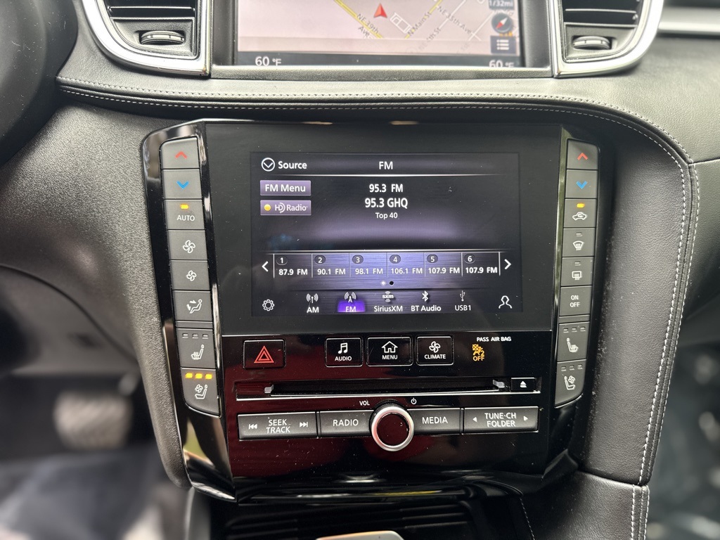 2022 Infiniti QX50 Essential photo 26