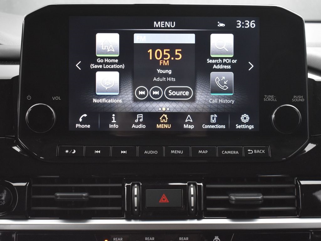 2025 Nissan Pathfinder Platinum photo 3