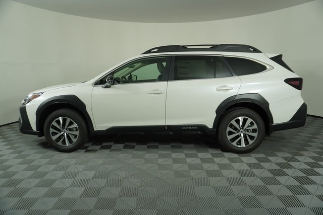 2025 Subaru Outback Premium photo 4