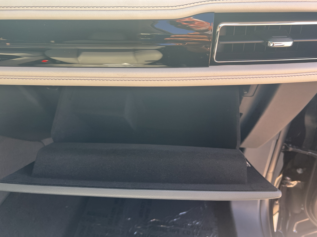 2025 Lincoln Aviator Premiere photo 32