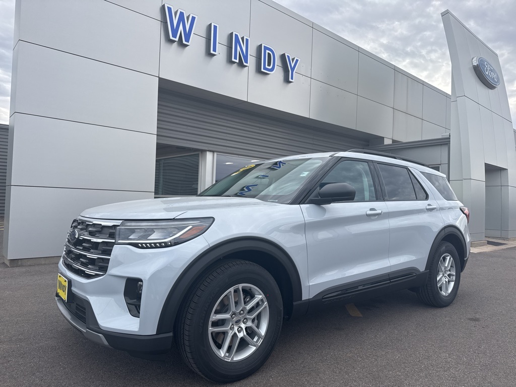 2026 Ford Explorer's photo