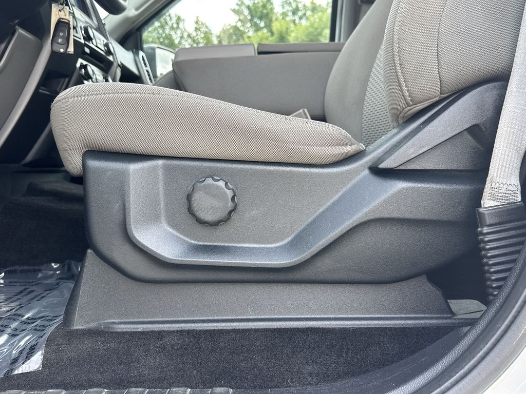 2018 Ford F-150 XLT photo 14
