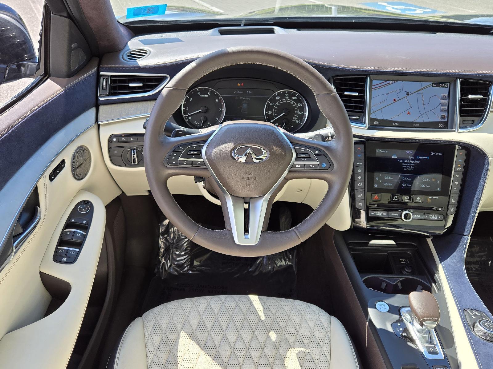 2019 Infiniti QX50 Essential photo 8
