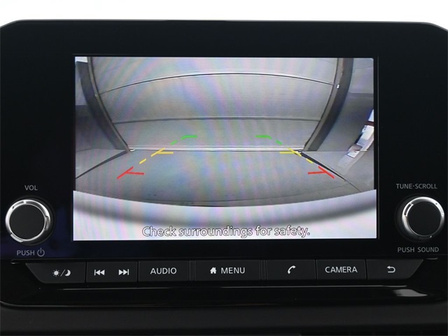 2025 Nissan Pathfinder S photo 3