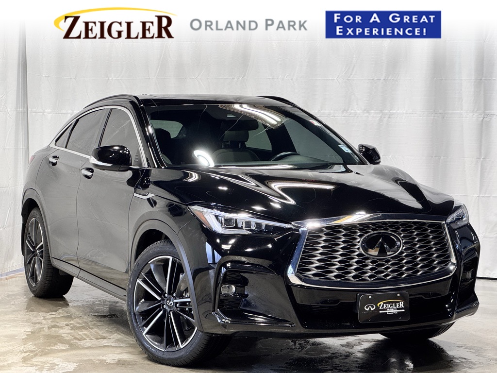 2023 INFINITI QX55 Essential's photo