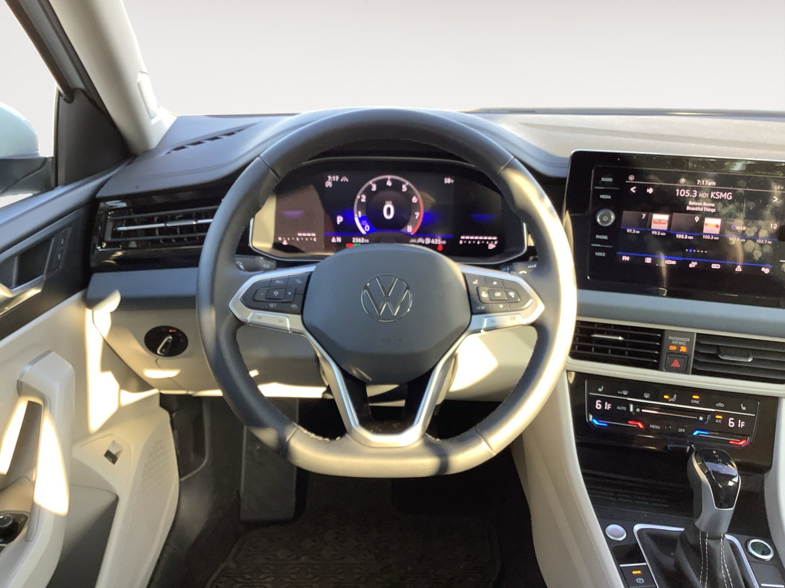 2025 Volkswagen Jetta SE photo 14