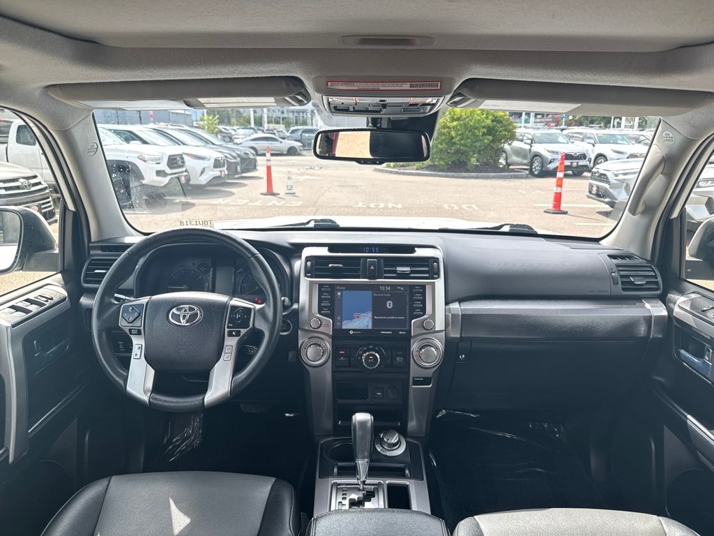 2022 Toyota 4Runner SR5 Premium photo 2