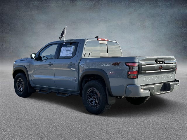 2025 Nissan Frontier PRO-4X photo 4