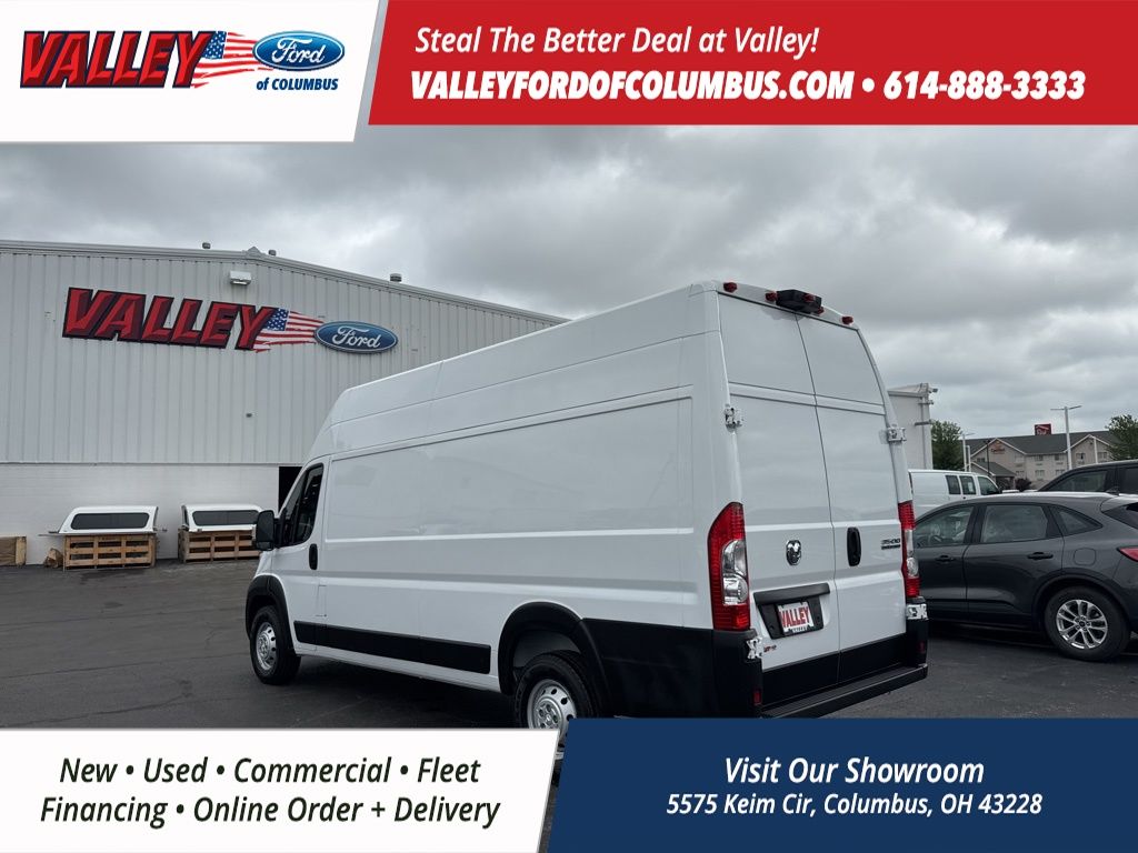 2023 Ram ProMaster 3500 photo 4
