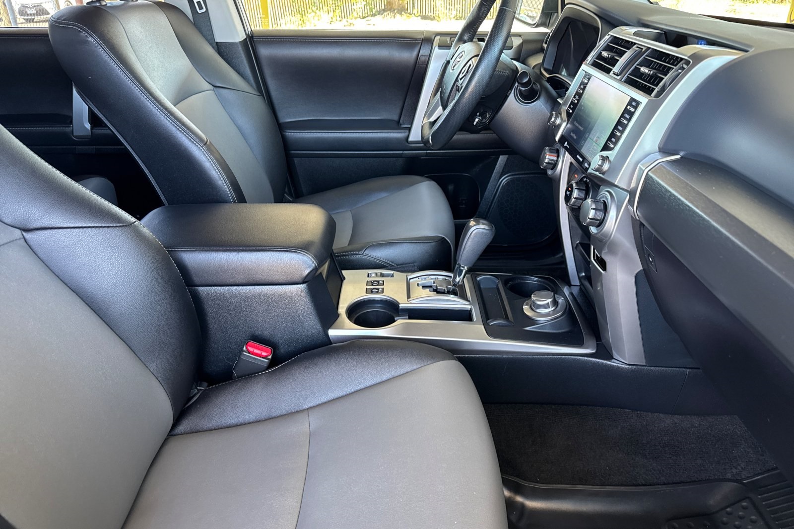 2023 Toyota 4Runner SR5 Premium photo 15