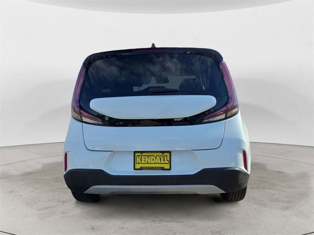 2023 Kia Soul LX photo 4