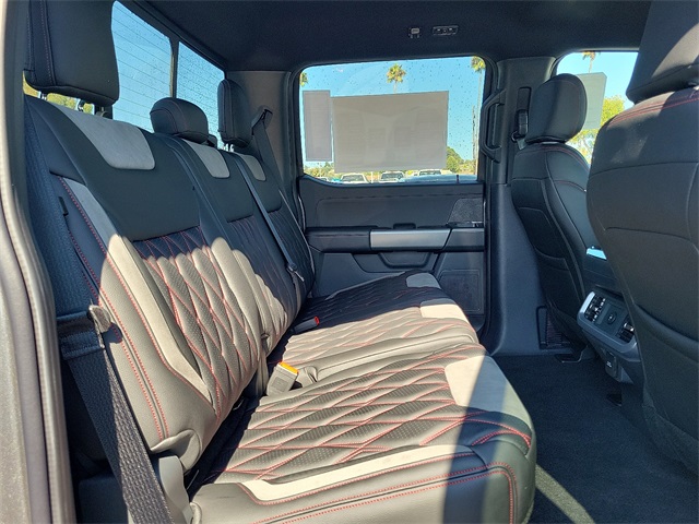 2025 Ford F-150 XLT photo 18