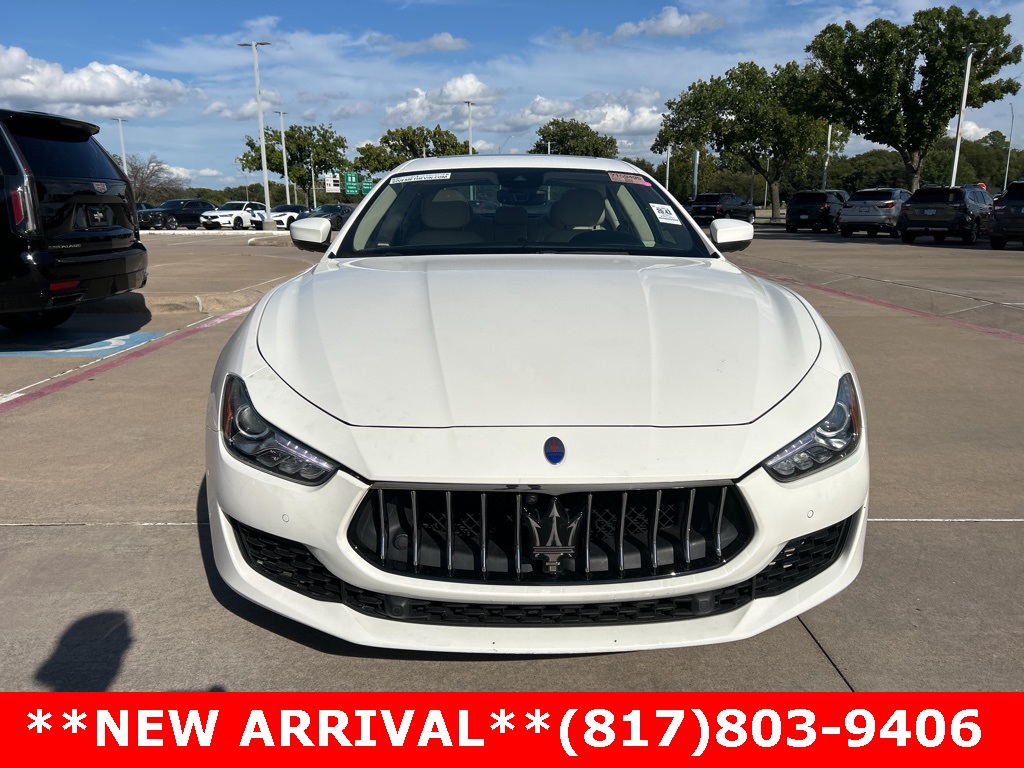 2021 Maserati Ghibli S photo 2