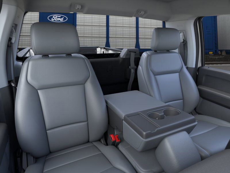 2025 Ford F-150 XL photo 5