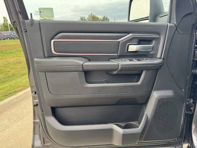 2026 Ram 2500 Big Horn photo 7