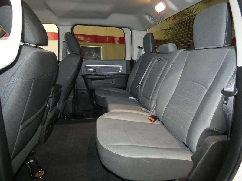2022 Ram 1500 Classic SLT photo 19