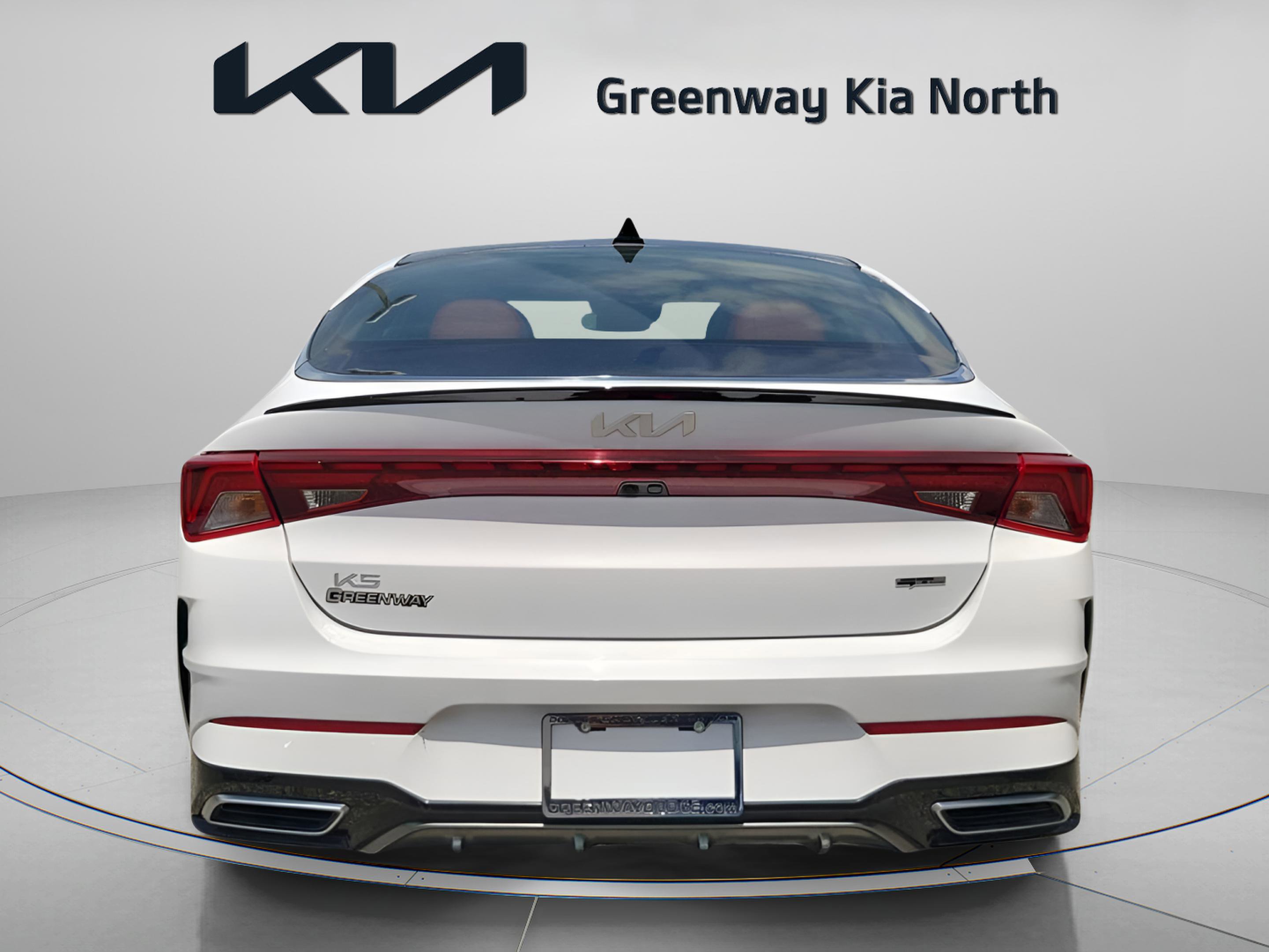 2024 Kia K5 GT-Line photo 2