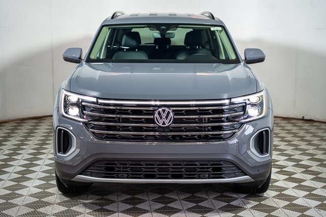 2025 Volkswagen Atlas SE Technology photo 4