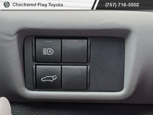 2022 Toyota Highlander XLE photo 9