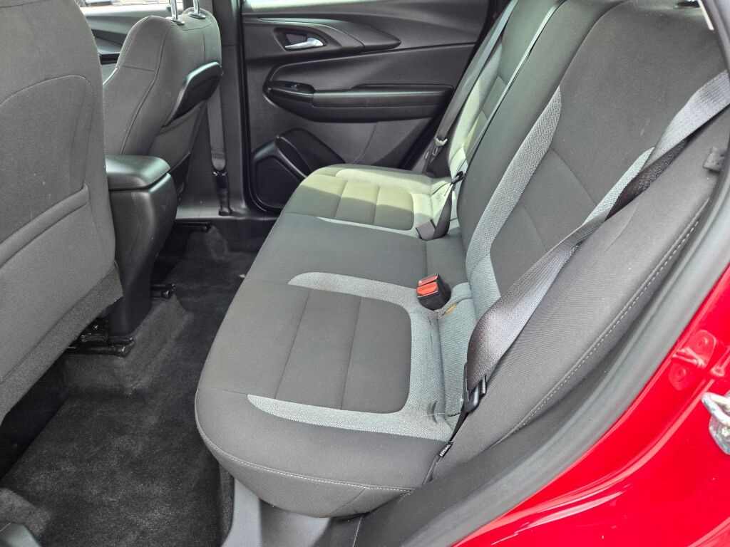 2021 Chevrolet Trailblazer LS photo 13