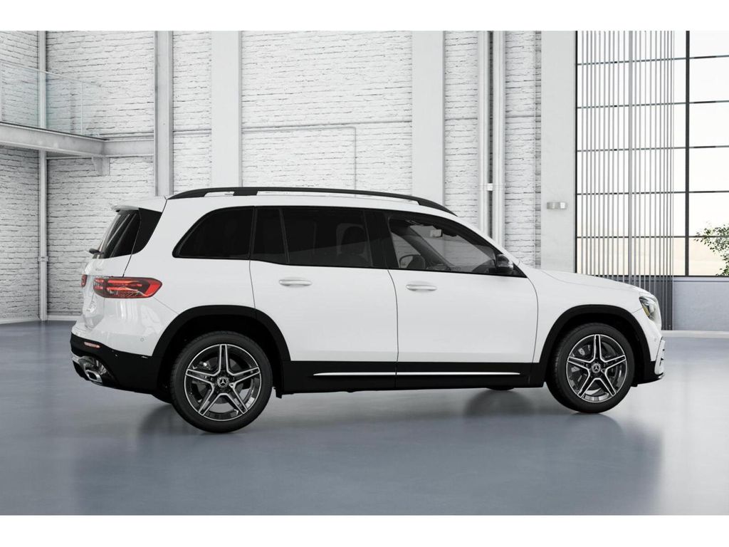 2025 Mercedes Benz GLB 250 4MATIC photo 17