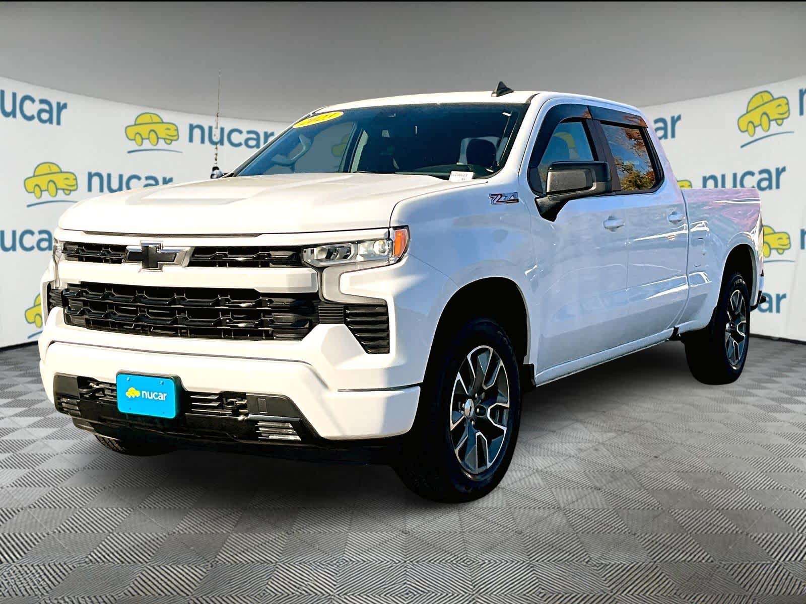 2023 Chevrolet Silverado 1500 RST photo 3
