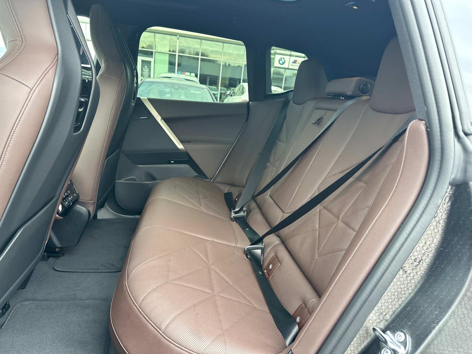 2025 BMW iX 50 - Photo 9