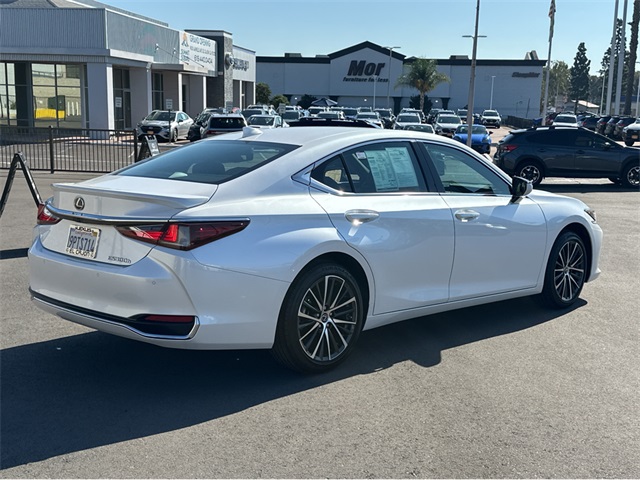 2025 Lexus ES 300h Premium photo 6