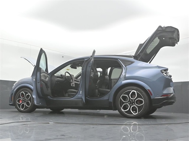 2024 FORD MUSTANG MACH-E - Image 57