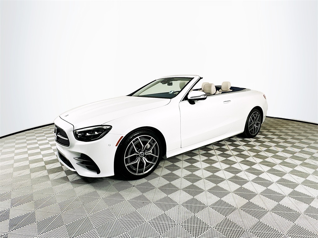 2023 Mercedes Benz E 450 Cabriolet photo 3