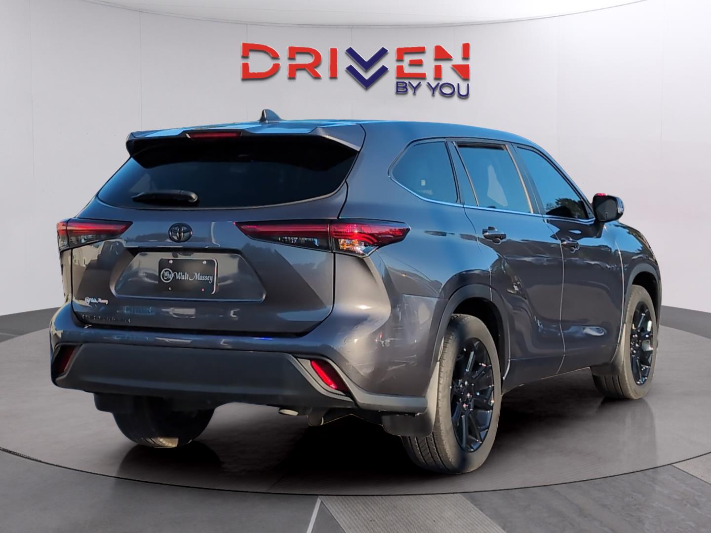 2023 Toyota Highlander Limited photo 3