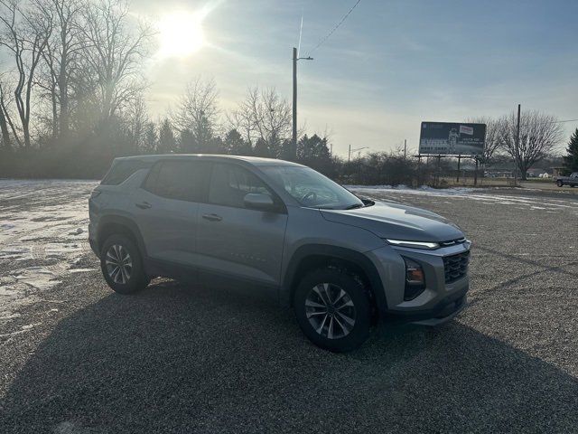 2025 Chevrolet Equinox LT's photo