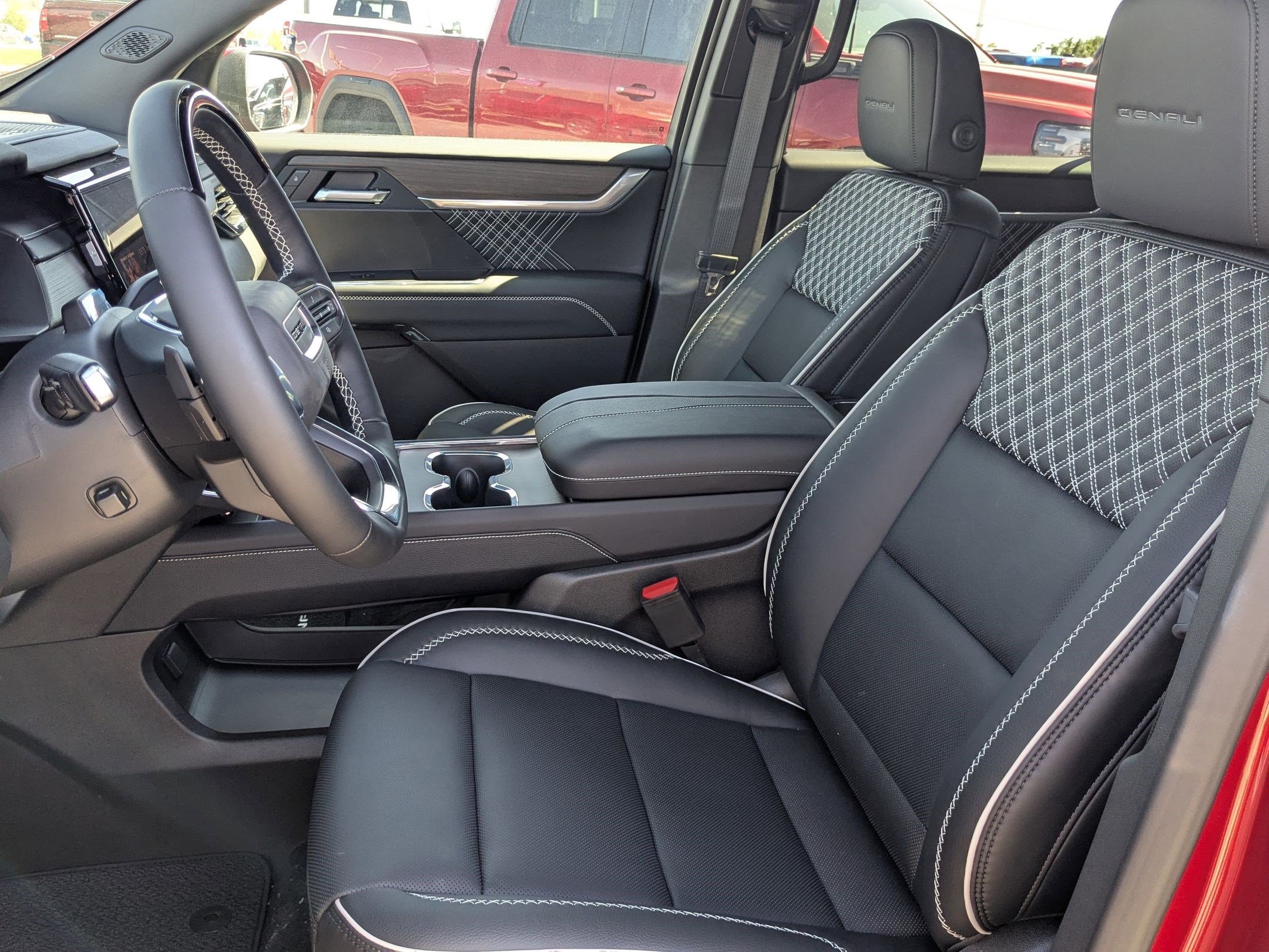 2026 Gmc Acadia Denali photo 18