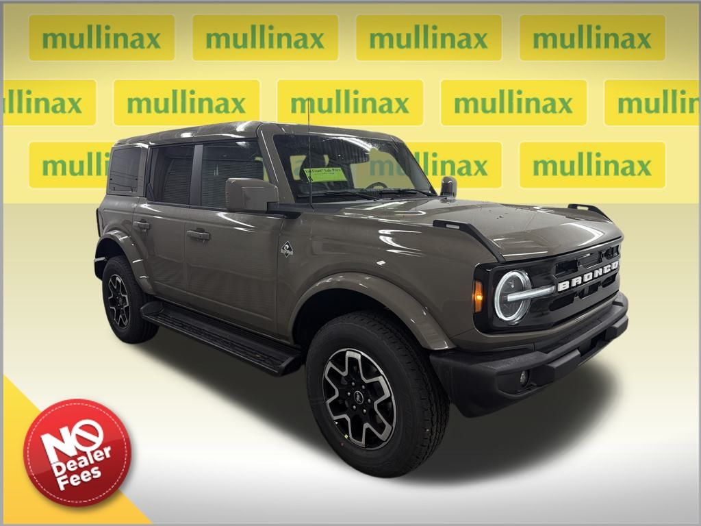 2025 Ford Bronco 4-Door Outer Banks's photo