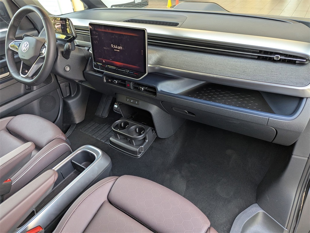 2025 Volkswagen ID. Buzz Pro S photo 22