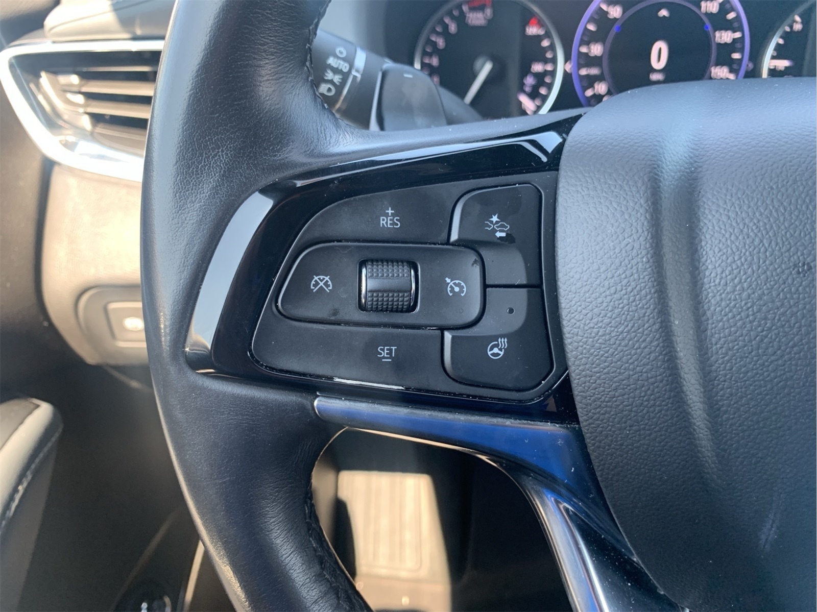 2024 Buick Enclave Premium photo 13