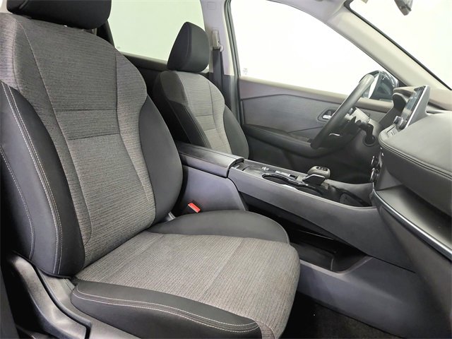 2023 Nissan Rogue SV photo 28