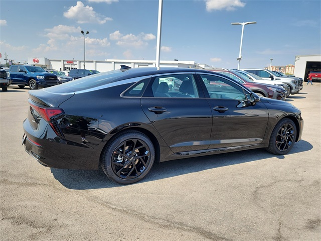 2026 Kia K5 GT-Line photo 2