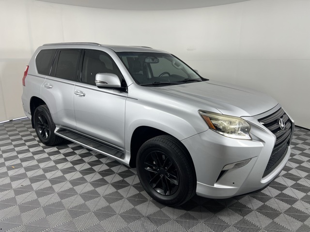 2015 Lexus GX Base's photo