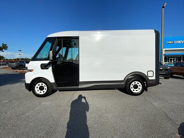2024 Brightdrop Zevo 400 photo 4