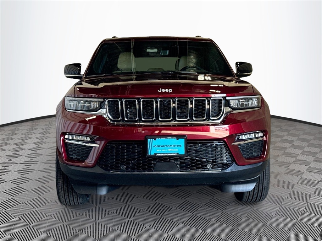 2025 Jeep Grand Cherokee Limited photo 2