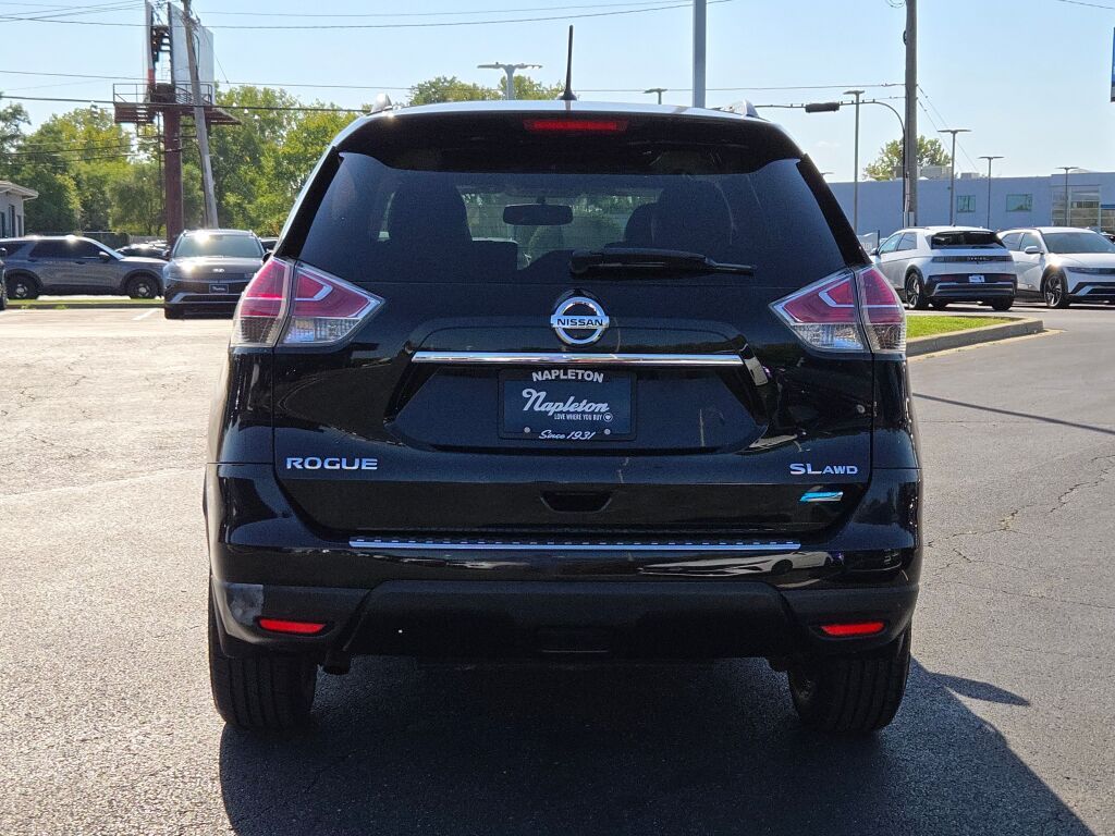 2014 Nissan Rogue SL photo 10